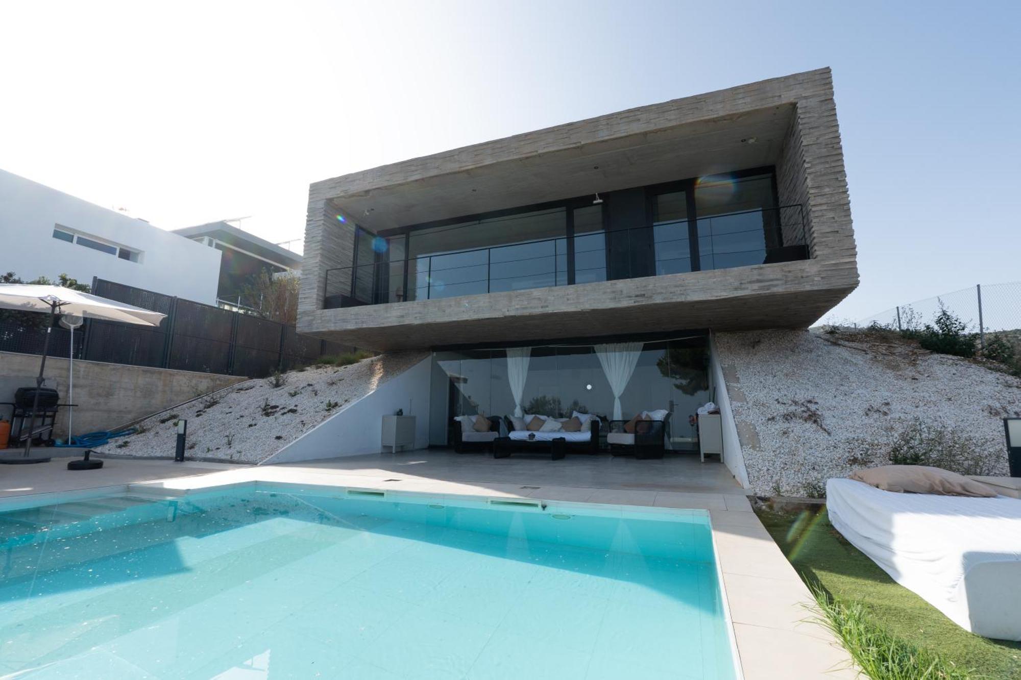 Villa Amazing In *